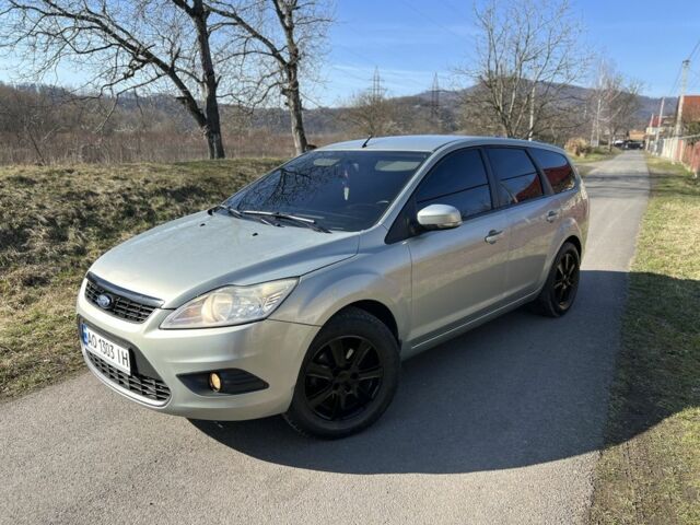 Сірий Форд Фокус, об'ємом двигуна 1.6 л та пробігом 290 тис. км за 3850 $, фото 1 на Automoto.ua