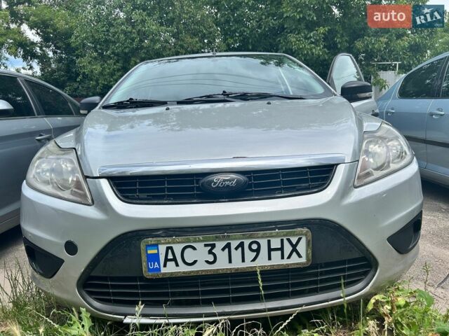 Сірий Форд Фокус, об'ємом двигуна 1.56 л та пробігом 321 тис. км за 4500 $, фото 1 на Automoto.ua