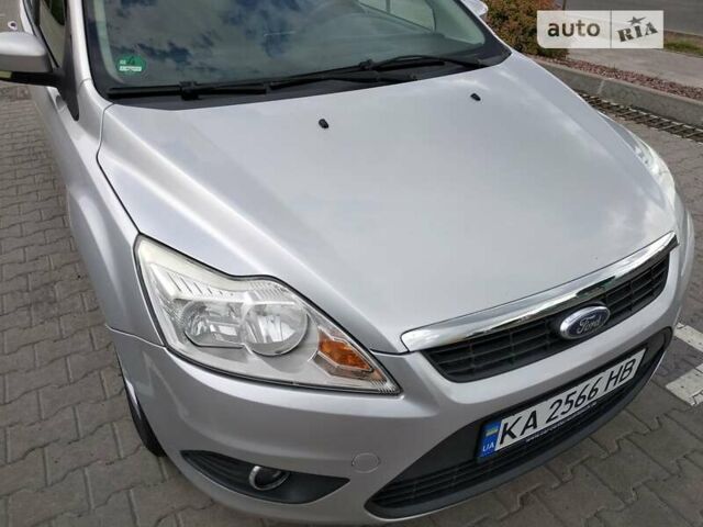 Сірий Форд Фокус, об'ємом двигуна 1.6 л та пробігом 206 тис. км за 5500 $, фото 1 на Automoto.ua