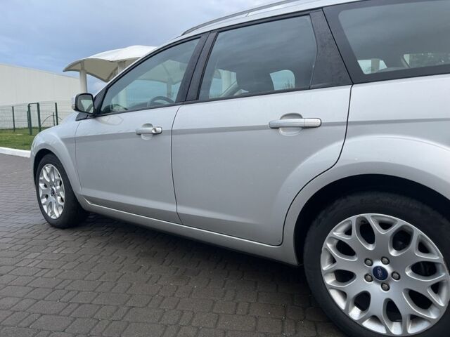 Серый Форд Фокус, объемом двигателя 1.6 л и пробегом 208 тыс. км за 5800 $, фото 1 на Automoto.ua