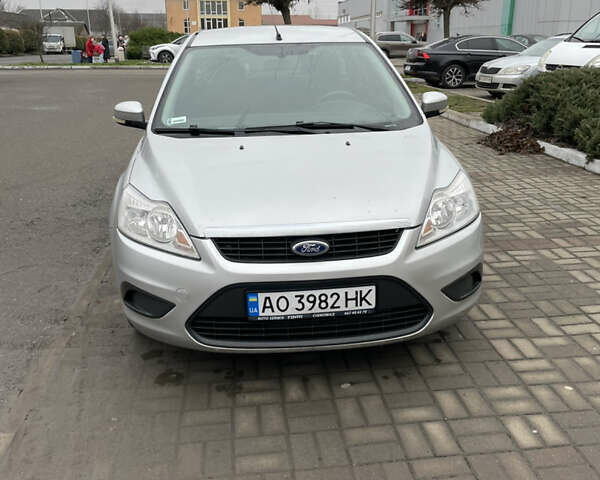 Серый Форд Фокус, объемом двигателя 1.56 л и пробегом 450 тыс. км за 4300 $, фото 1 на Automoto.ua