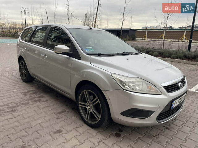 Серый Форд Фокус, объемом двигателя 1.6 л и пробегом 316 тыс. км за 4350 $, фото 1 на Automoto.ua