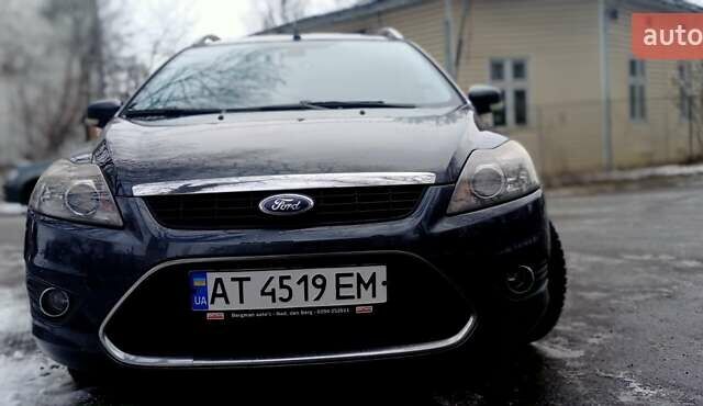 Сірий Форд Фокус, об'ємом двигуна 1.6 л та пробігом 200 тис. км за 5100 $, фото 1 на Automoto.ua