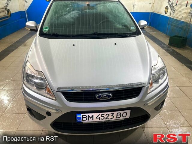 Сірий Форд Фокус, об'ємом двигуна 1.6 л та пробігом 230 тис. км за 5000 $, фото 1 на Automoto.ua