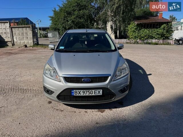 Сірий Форд Фокус, об'ємом двигуна 1.6 л та пробігом 260 тис. км за 4500 $, фото 1 на Automoto.ua