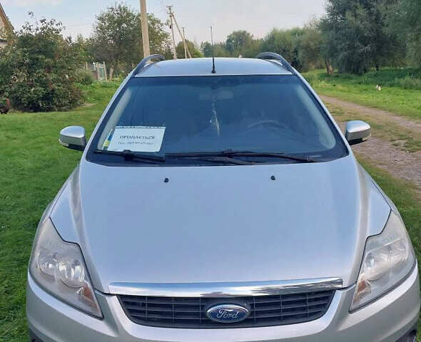 Сірий Форд Фокус, об'ємом двигуна 1.6 л та пробігом 295 тис. км за 5300 $, фото 1 на Automoto.ua