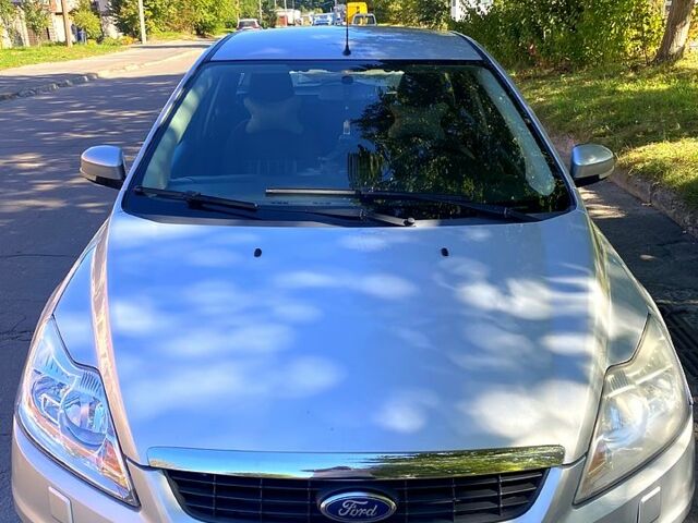 Сірий Форд Фокус, об'ємом двигуна 1.6 л та пробігом 231 тис. км за 6000 $, фото 1 на Automoto.ua