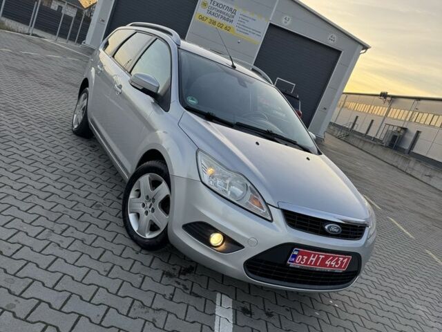 Серый Форд Фокус, объемом двигателя 1.6 л и пробегом 230 тыс. км за 4599 $, фото 1 на Automoto.ua