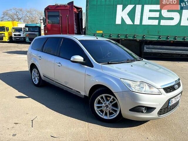 Сірий Форд Фокус, об'ємом двигуна 1.6 л та пробігом 265 тис. км за 5500 $, фото 1 на Automoto.ua