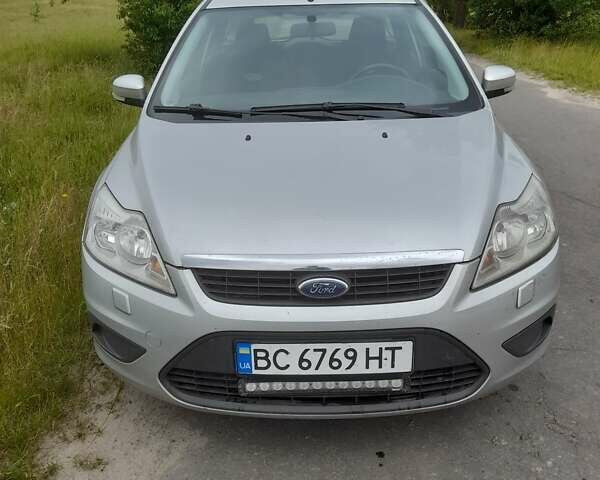 Серый Форд Фокус, объемом двигателя 1.6 л и пробегом 220 тыс. км за 4950 $, фото 1 на Automoto.ua