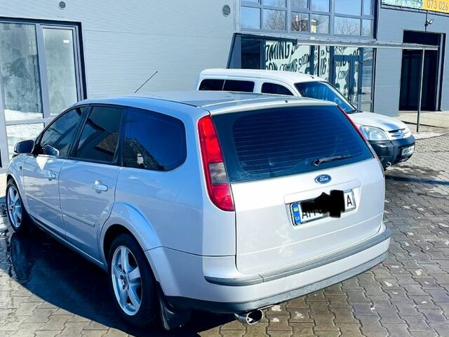 Серый Форд Фокус, объемом двигателя 1.6 л и пробегом 370 тыс. км за 5999 $, фото 1 на Automoto.ua