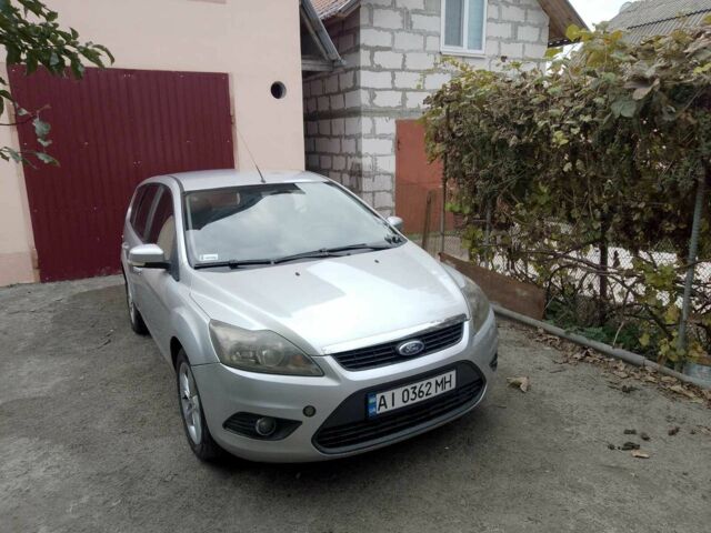 Форд Фокус 2008 в Фастове на Automoto.ua Серый Форд Фокус, объемом двигателя 2 л и пробегом 300 тыс. км за 3800 $, фото 1 на Automoto.ua