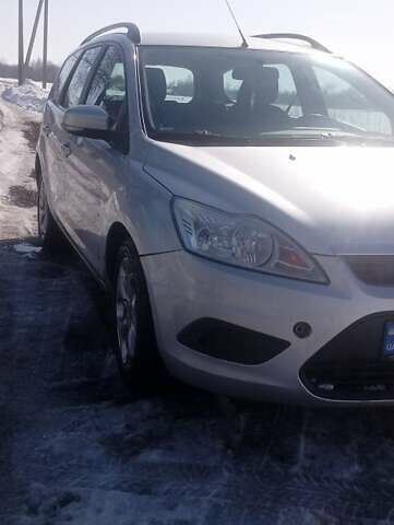 Сірий Форд Фокус, об'ємом двигуна 1.8 л та пробігом 255 тис. км за 5400 $, фото 1 на Automoto.ua