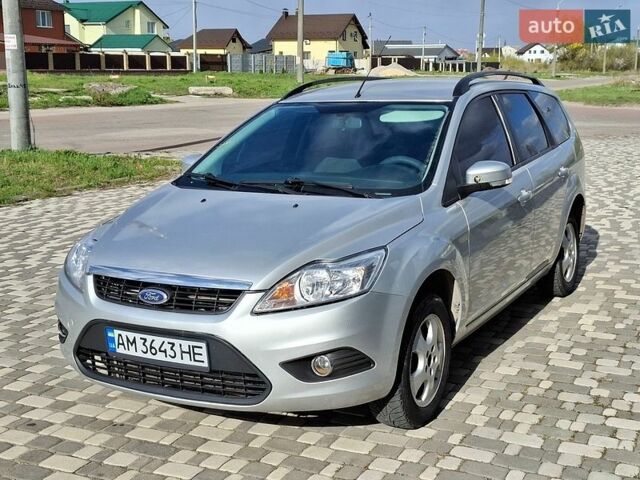 Сірий Форд Фокус, об'ємом двигуна 1.6 л та пробігом 292 тис. км за 4800 $, фото 1 на Automoto.ua