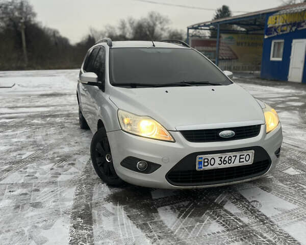 Сірий Форд Фокус, об'ємом двигуна 1.56 л та пробігом 256 тис. км за 5300 $, фото 1 на Automoto.ua