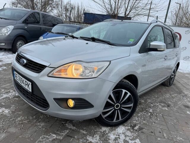Сірий Форд Фокус, об'ємом двигуна 1.6 л та пробігом 215 тис. км за 5999 $, фото 1 на Automoto.ua