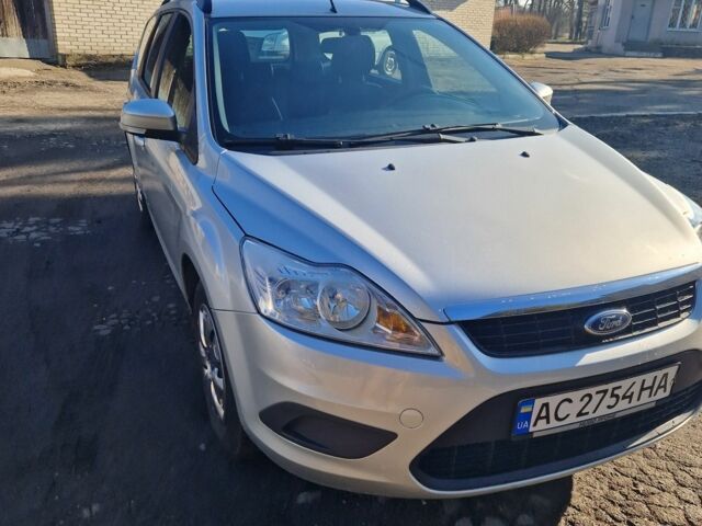 Серый Форд Фокус, объемом двигателя 1.6 л и пробегом 290 тыс. км за 5200 $, фото 1 на Automoto.ua