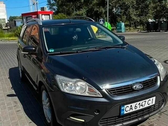 Сірий Форд Фокус, об'ємом двигуна 1.6 л та пробігом 260 тис. км за 4817 $, фото 1 на Automoto.ua