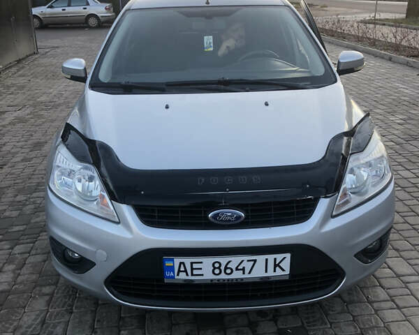Сірий Форд Фокус, об'ємом двигуна 1.6 л та пробігом 335 тис. км за 4800 $, фото 1 на Automoto.ua