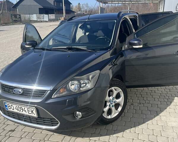 Серый Форд Фокус, объемом двигателя 1.56 л и пробегом 298 тыс. км за 6500 $, фото 1 на Automoto.ua