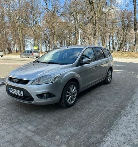 Серый Форд Фокус, объемом двигателя 1.6 л и пробегом 242 тыс. км за 4500 $, фото 1 на Automoto.ua