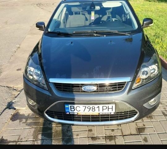 Серый Форд Фокус, объемом двигателя 1.6 л и пробегом 270 тыс. км за 5400 $, фото 1 на Automoto.ua