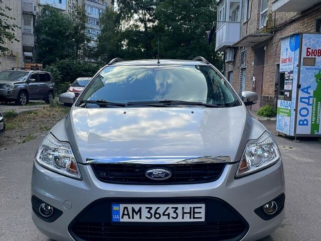 Сірий Форд Фокус, об'ємом двигуна 1.6 л та пробігом 296 тис. км за 4900 $, фото 1 на Automoto.ua