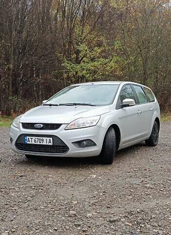 Серый Форд Фокус, объемом двигателя 1.6 л и пробегом 241 тыс. км за 4900 $, фото 1 на Automoto.ua