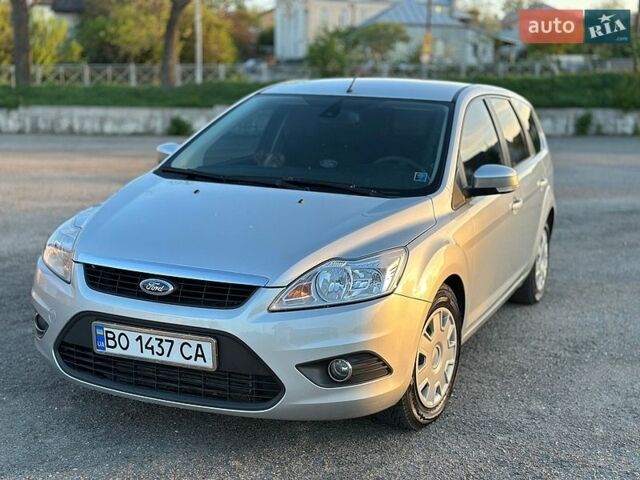Сірий Форд Фокус, об'ємом двигуна 1.56 л та пробігом 219 тис. км за 5100 $, фото 1 на Automoto.ua