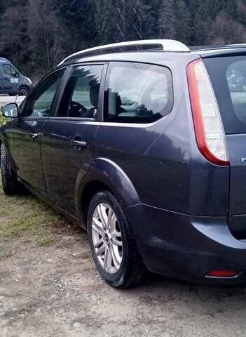 Серый Форд Фокус, объемом двигателя 1.56 л и пробегом 280 тыс. км за 4800 $, фото 1 на Automoto.ua