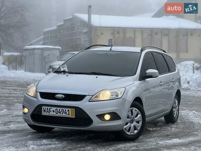 Сірий Форд Фокус, об'ємом двигуна 1.6 л та пробігом 258 тис. км за 4999 $, фото 1 на Automoto.ua
