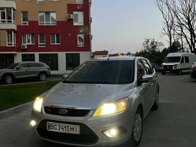 Сірий Форд Фокус, об'ємом двигуна 1.6 л та пробігом 305 тис. км за 5300 $, фото 1 на Automoto.ua
