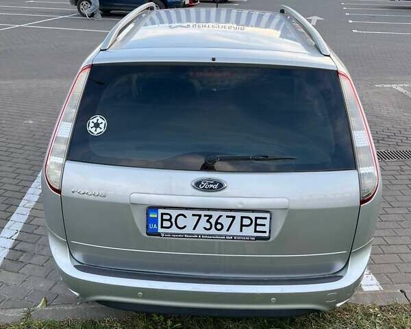 Серый Форд Фокус, объемом двигателя 1.6 л и пробегом 267 тыс. км за 4550 $, фото 1 на Automoto.ua