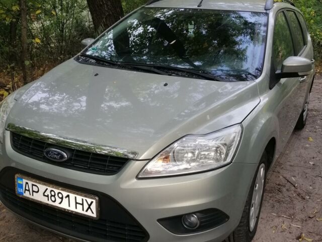 Сірий Форд Фокус, об'ємом двигуна 1.6 л та пробігом 203 тис. км за 6000 $, фото 1 на Automoto.ua