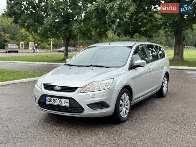 Сірий Форд Фокус, об'ємом двигуна 1.6 л та пробігом 312 тис. км за 5399 $, фото 1 на Automoto.ua