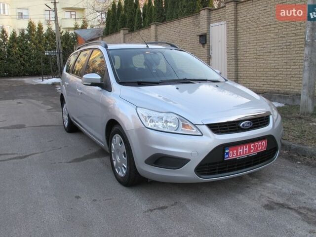 Серый Форд Фокус, объемом двигателя 1.6 л и пробегом 192 тыс. км за 5999 $, фото 1 на Automoto.ua