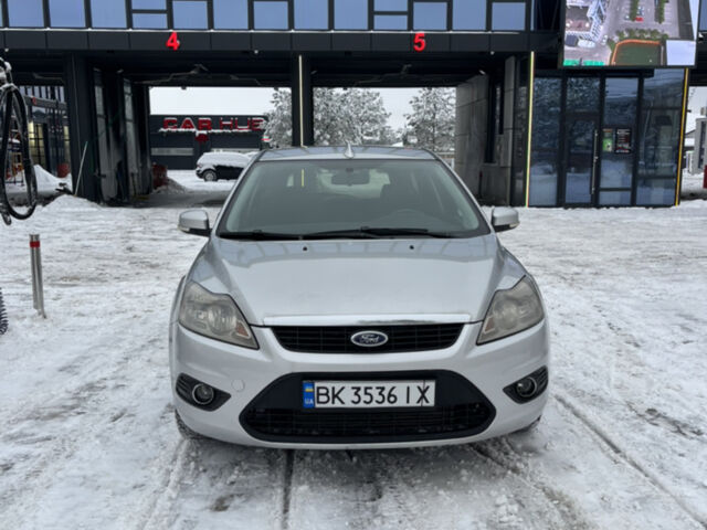 Сірий Форд Фокус, об'ємом двигуна 1.75 л та пробігом 285 тис. км за 5300 $, фото 1 на Automoto.ua