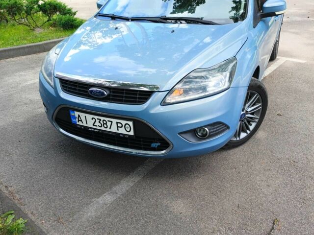 Сірий Форд Фокус, об'ємом двигуна 2 л та пробігом 310 тис. км за 5900 $, фото 1 на Automoto.ua