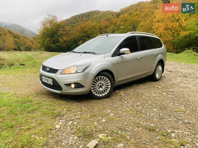 Серый Форд Фокус, объемом двигателя 1.6 л и пробегом 225 тыс. км за 5500 $, фото 1 на Automoto.ua