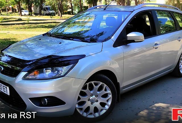 Серый Форд Фокус, объемом двигателя 1.6 л и пробегом 190 тыс. км за 6300 $, фото 1 на Automoto.ua