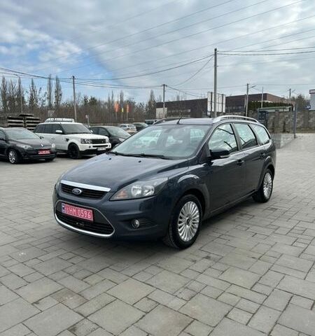 Серый Форд Фокус, объемом двигателя 1.6 л и пробегом 277 тыс. км за 5800 $, фото 1 на Automoto.ua