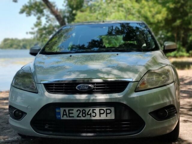 Сірий Форд Фокус, об'ємом двигуна 1.8 л та пробігом 330 тис. км за 4981 $, фото 1 на Automoto.ua
