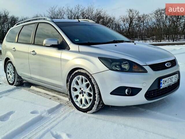 Сірий Форд Фокус, об'ємом двигуна 1.6 л та пробігом 260 тис. км за 6200 $, фото 1 на Automoto.ua