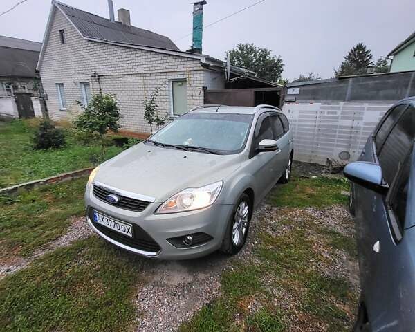 Серый Форд Фокус, объемом двигателя 1.6 л и пробегом 220 тыс. км за 6700 $, фото 1 на Automoto.ua