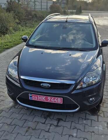 Серый Форд Фокус, объемом двигателя 1.8 л и пробегом 239 тыс. км за 5600 $, фото 1 на Automoto.ua