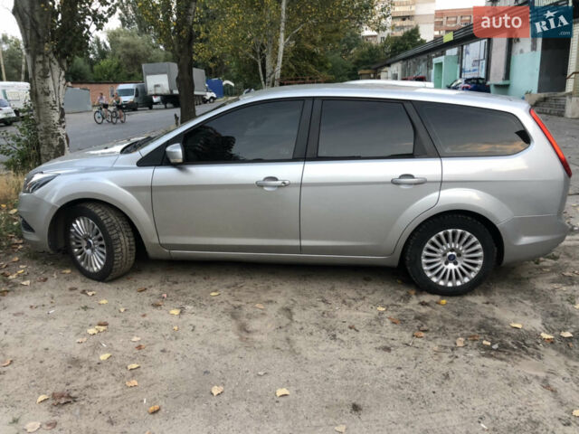 Сірий Форд Фокус, об'ємом двигуна 2 л та пробігом 301 тис. км за 5700 $, фото 1 на Automoto.ua