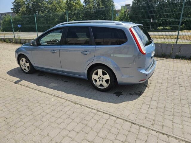 Серый Форд Фокус, объемом двигателя 2 л и пробегом 293 тыс. км за 5300 $, фото 1 на Automoto.ua