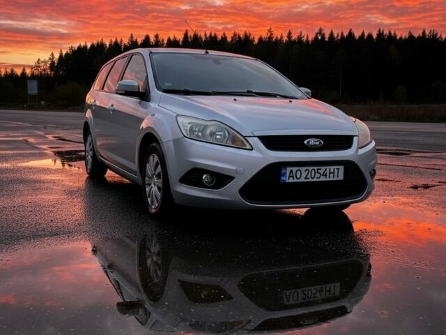 Сірий Форд Фокус, об'ємом двигуна 1.6 л та пробігом 299 тис. км за 4200 $, фото 1 на Automoto.ua