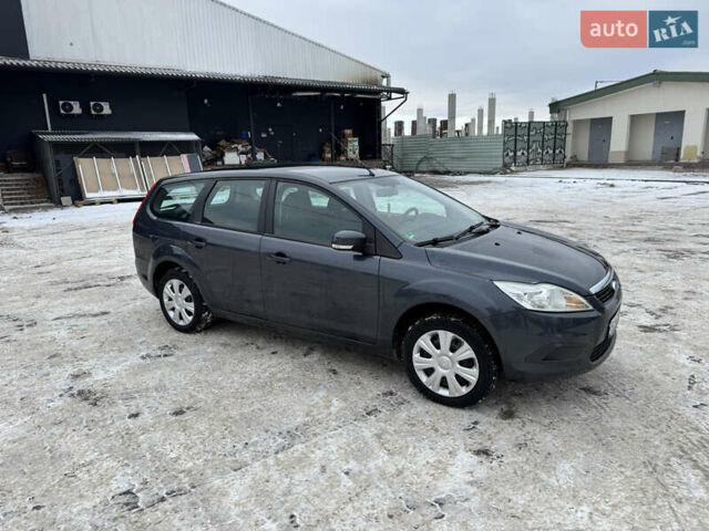 Сірий Форд Фокус, об'ємом двигуна 1.6 л та пробігом 175 тис. км за 4850 $, фото 1 на Automoto.ua