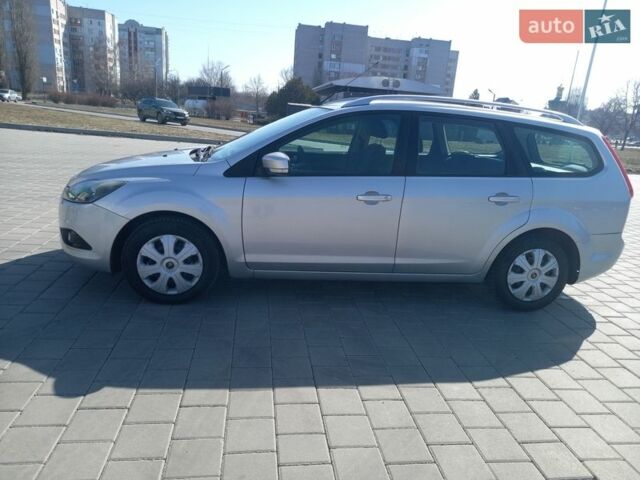 Серый Форд Фокус, объемом двигателя 1.6 л и пробегом 192 тыс. км за 5600 $, фото 1 на Automoto.ua